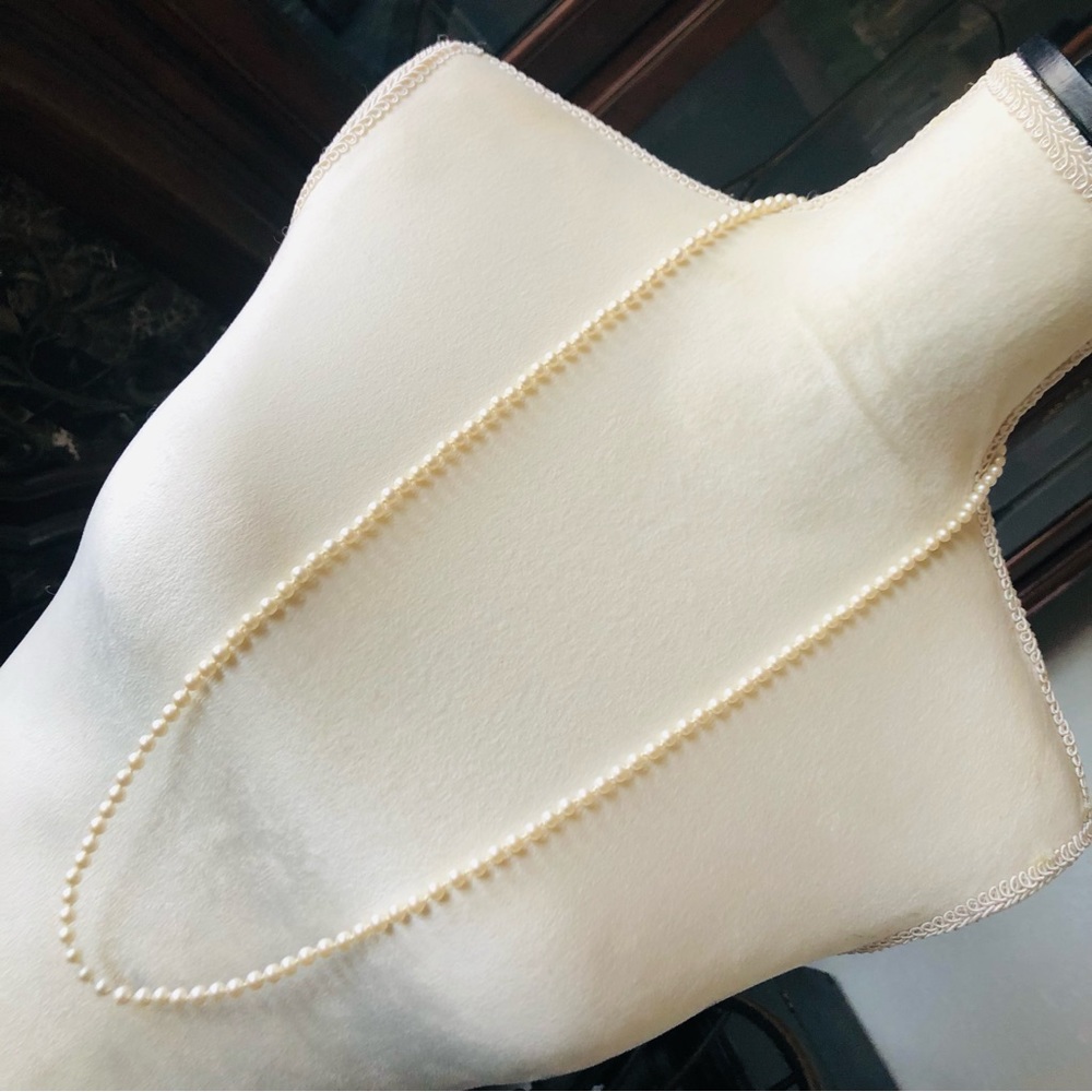 Vintage Hand Knotted Cream Glass Pearl Necklace